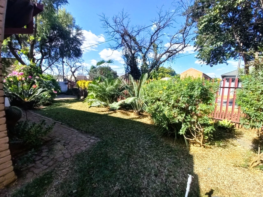 3 Bedroom Property for Sale in Rustenburg Central North West